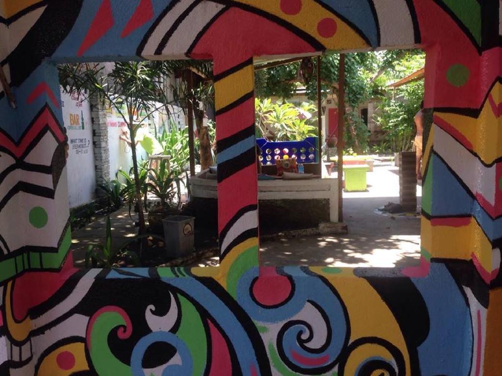 Good For Ya Knee Hostel & Bungalows (Adults Only) Gili Trawangan Exterior photo