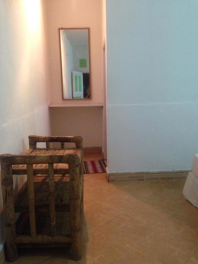 Good For Ya Knee Hostel & Bungalows (Adults Only) Gili Trawangan Exterior photo